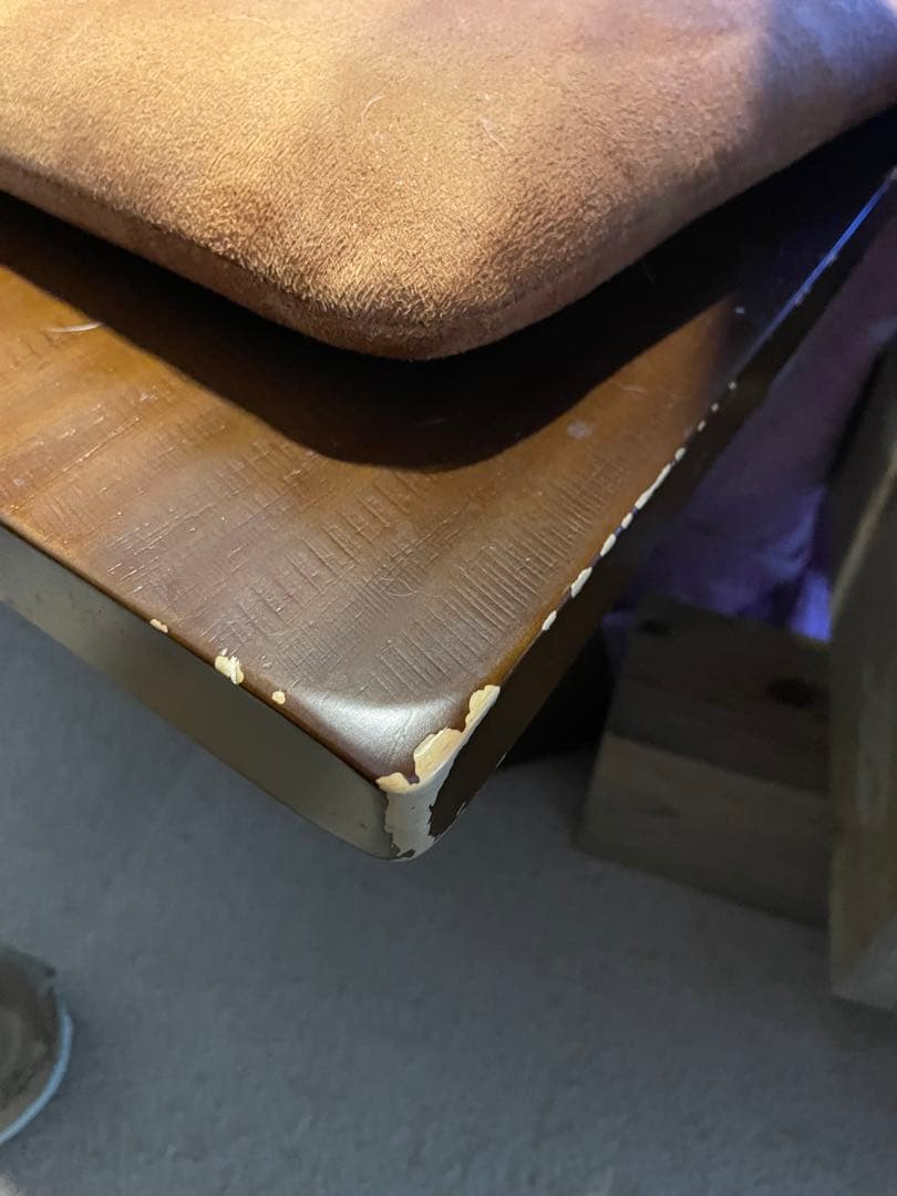 ①ダイニングテーブル