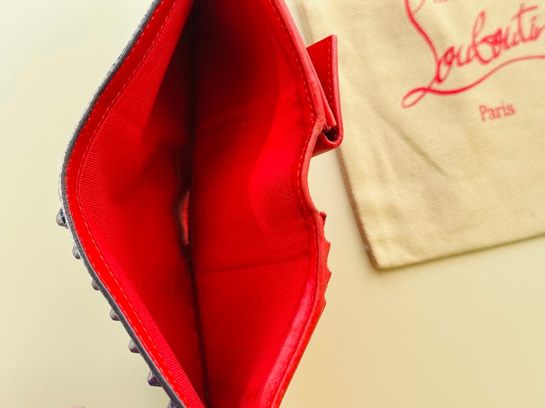 本日迄値下‼️希少限定カラー‼️クリスチャン　ルブタン DRAWER 二つ折り　財布