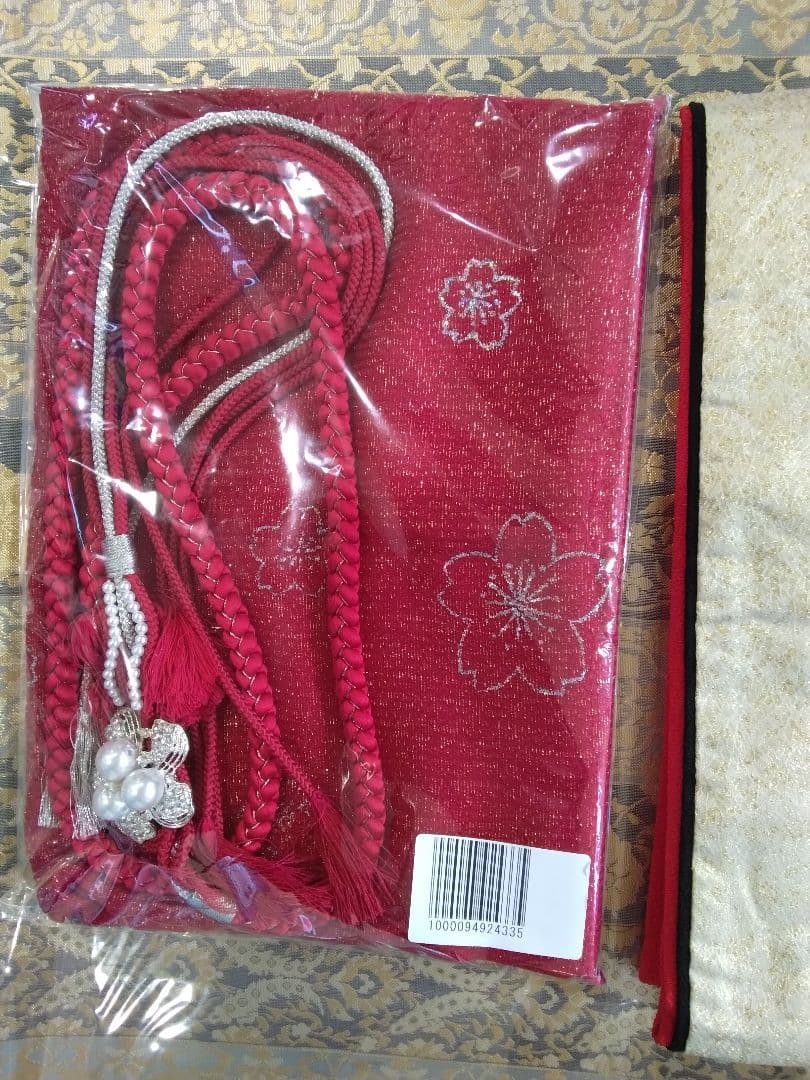 振袖フルセット、正絹、成人式、重ね衿帯揚げ帯締め、西陣袋帯、襦袢、岩田専太郎落款