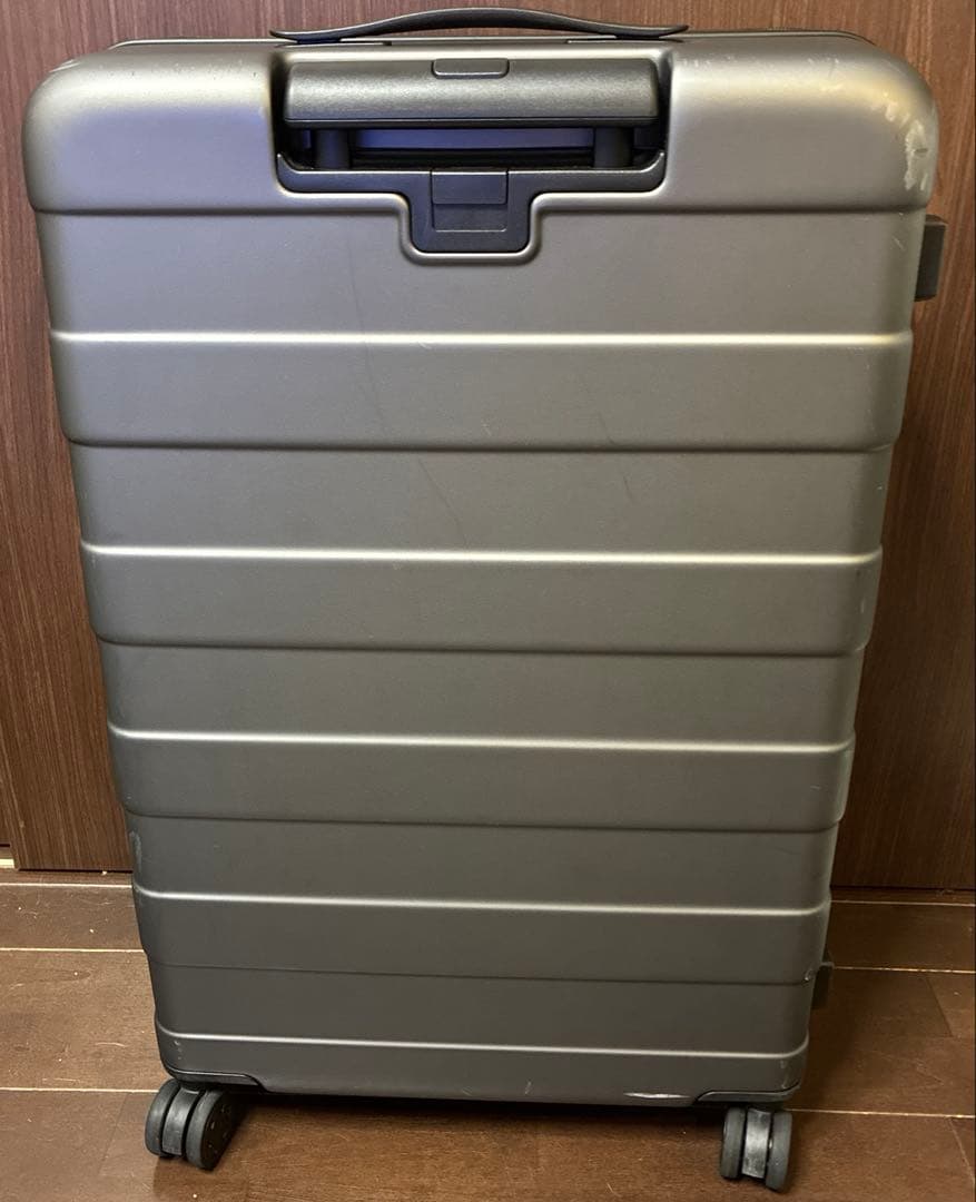 ななゆら⭐︎無印良品　バーを自由に調節できるハードキャリーケース　７５L