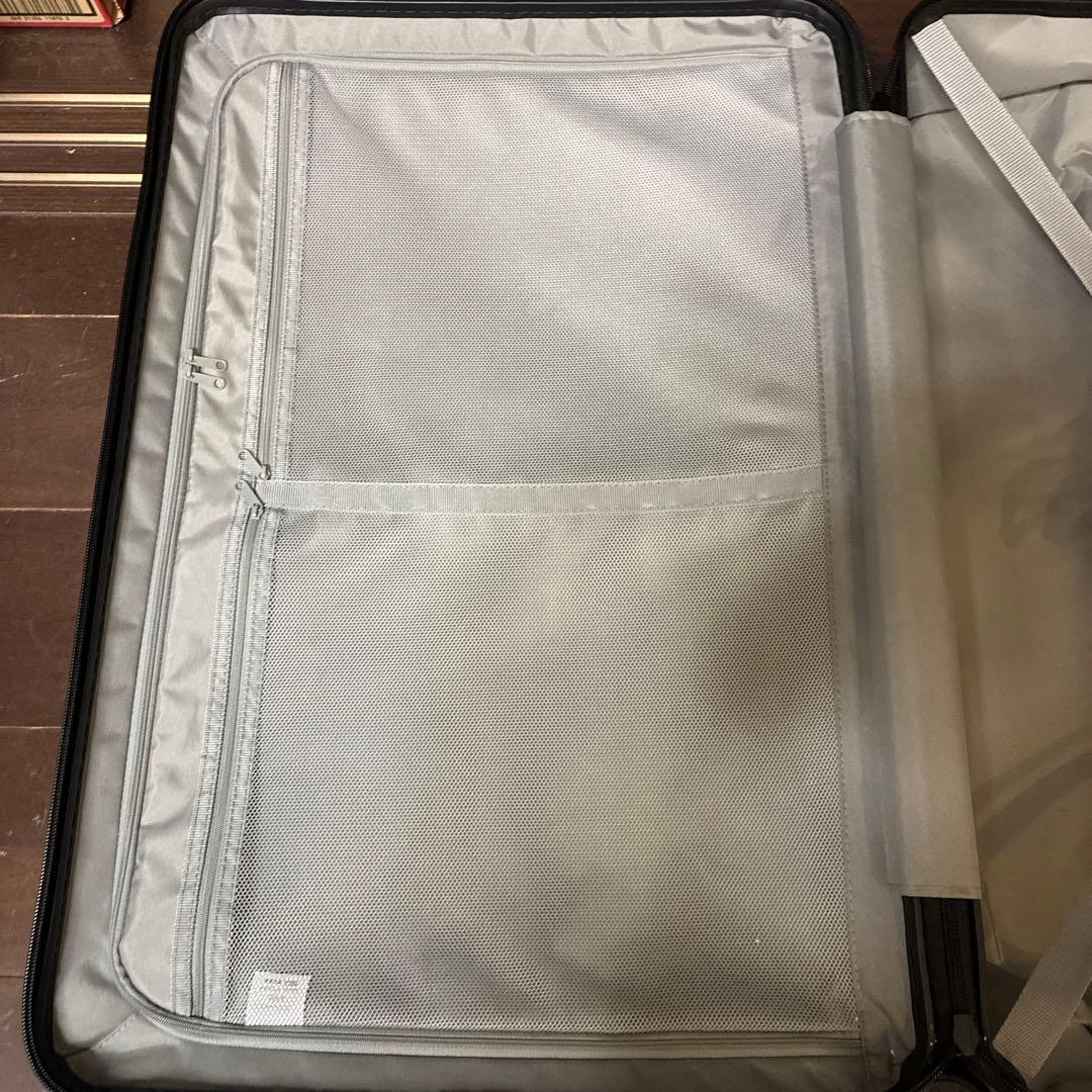 ななゆら⭐︎無印良品　バーを自由に調節できるハードキャリーケース　７５L