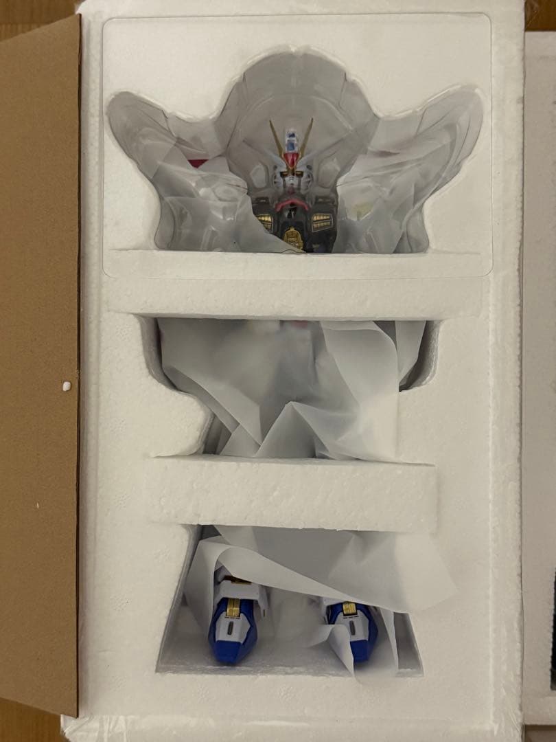 開封済み　メタルビルド　ストライクフリーダムガンダム　2024