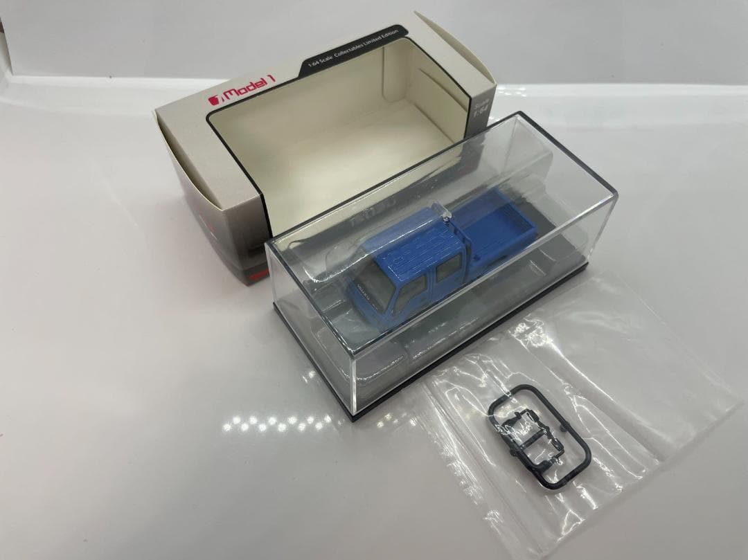 4R-742 Model 1 1/64 いすゞ ISUZU ELF Blue