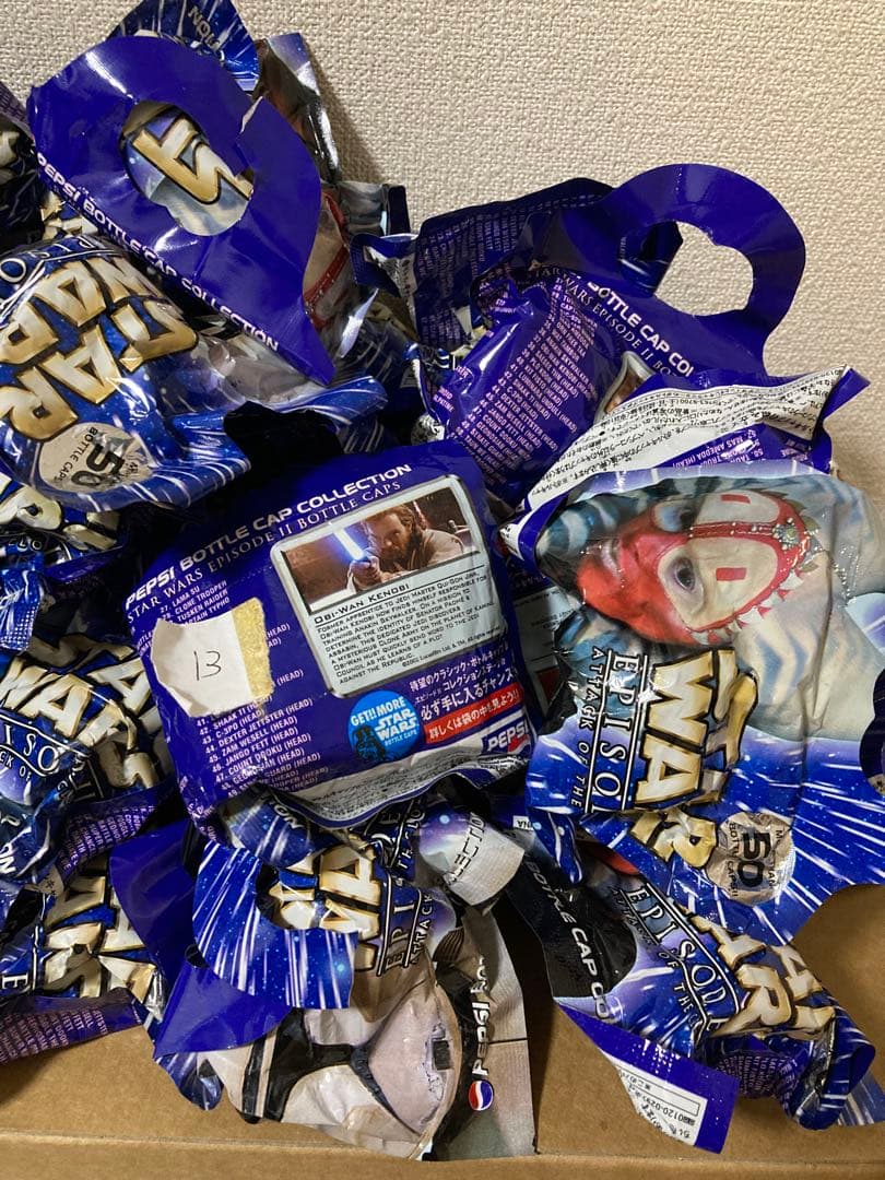 スターウォーズ　ペプシ　ボトルキャップ　フィギュア　68個　未開封