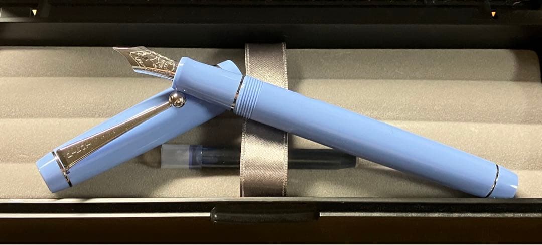 PILOT 北の彩景事典 エゾエンゴサク