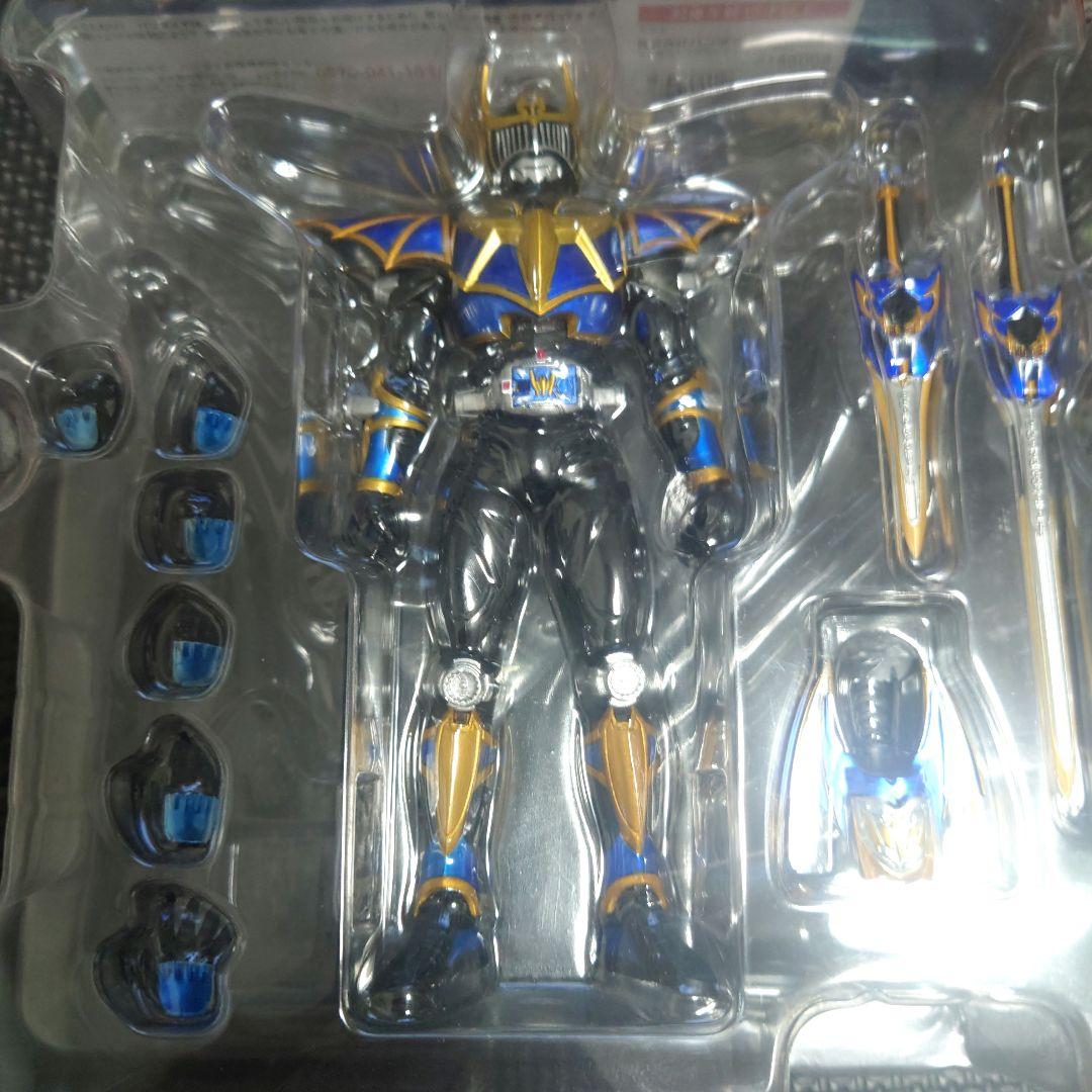 開封美品 S.H.Figuarts 龍騎サバイブ＆ナイトサバイブ 2体セット