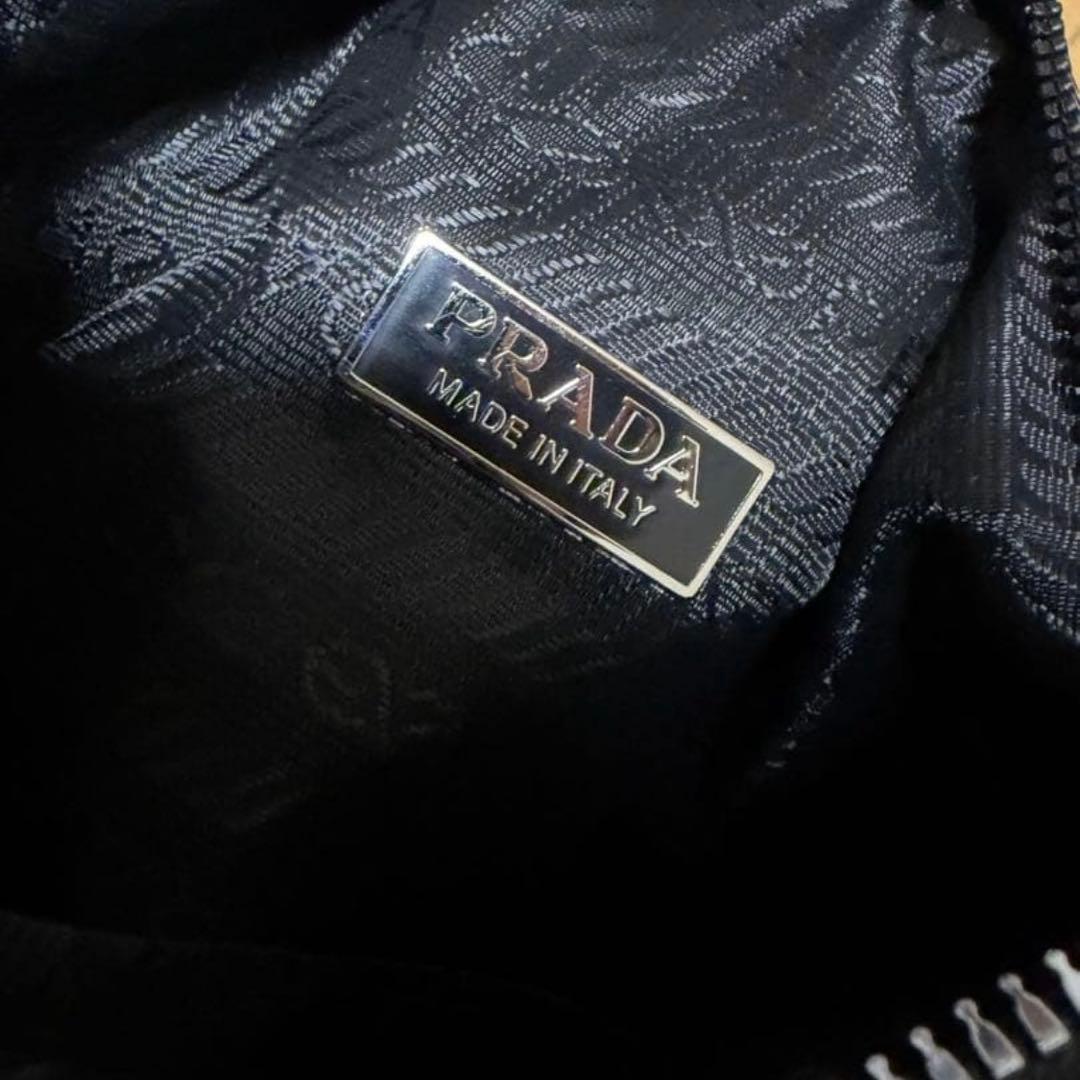 PRADA ブラック ショルダーバッグ R.Edition 2005