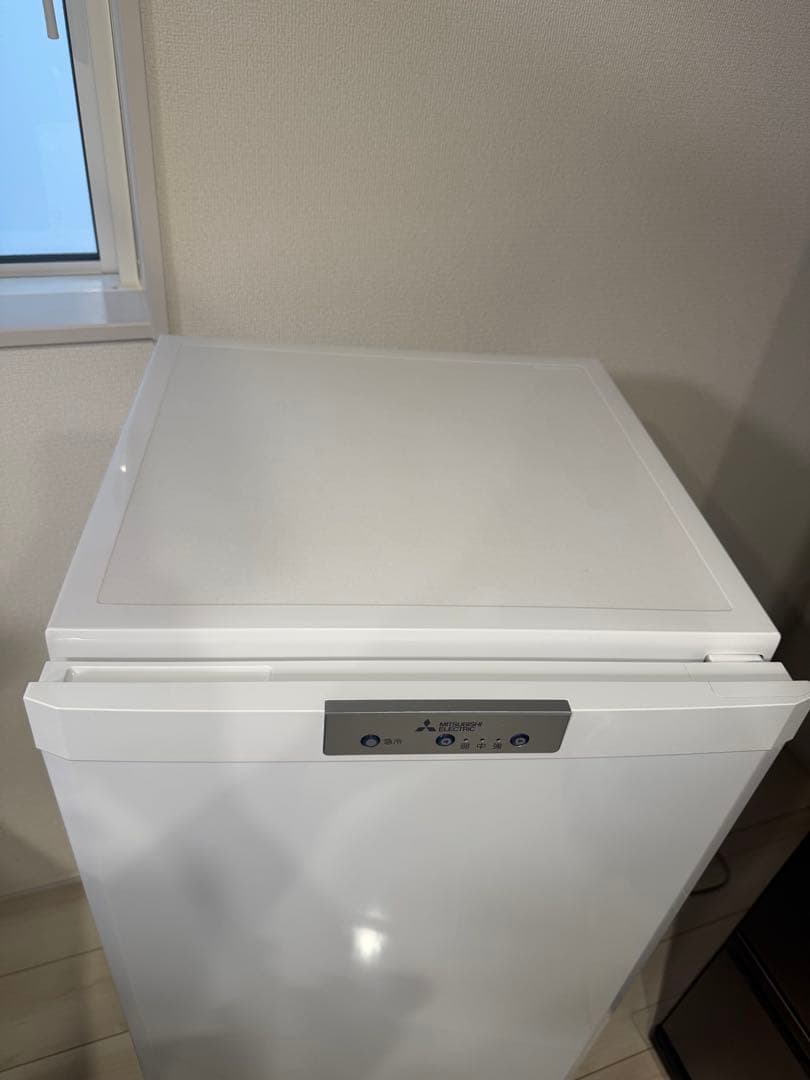 MITSUBISHI冷凍庫 ホワイト