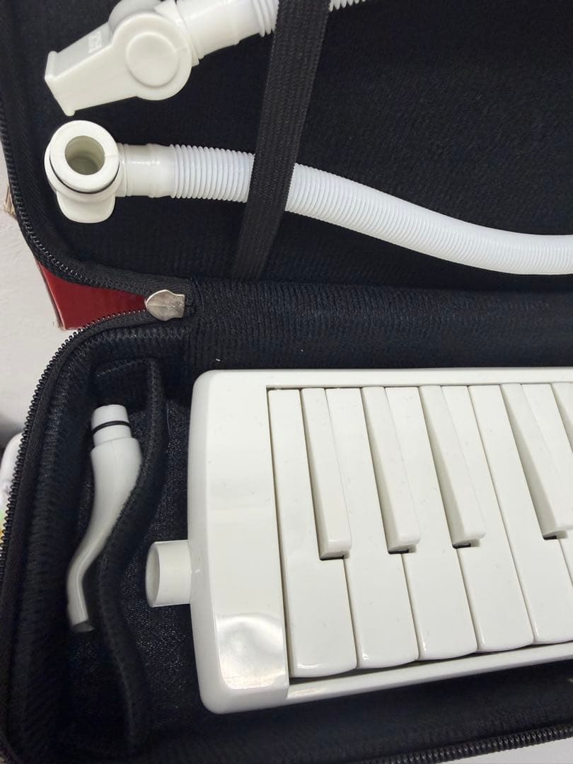 Supreme × Hohner メロディカ 鍵盤ハーモニカ 32鍵 赤箱 美品