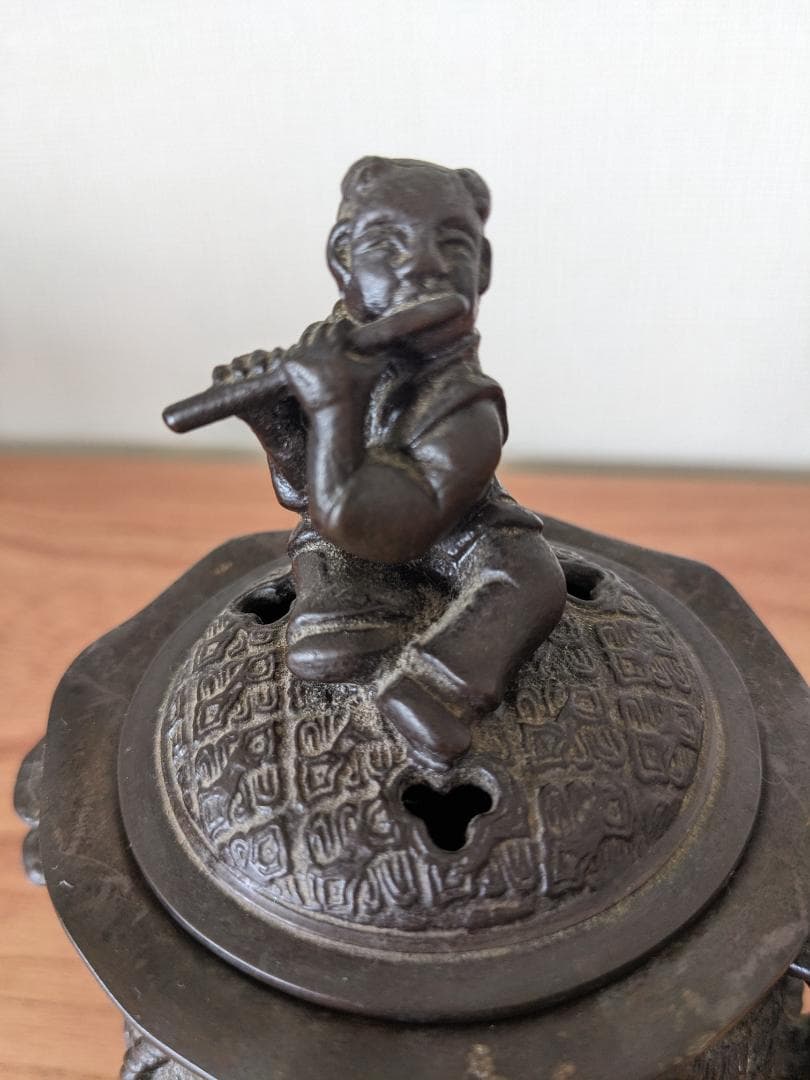 高岡銅器　三足香炉