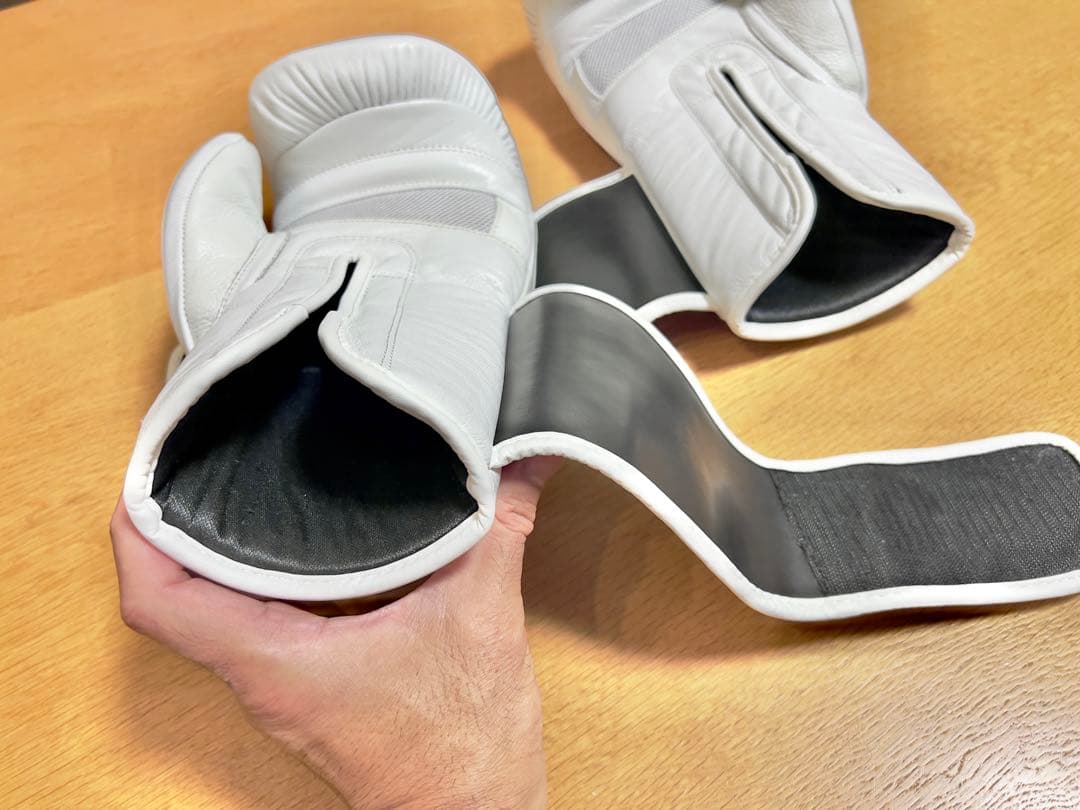 RIVAL RB50 Mサイズ 本革ボクシンググローブ