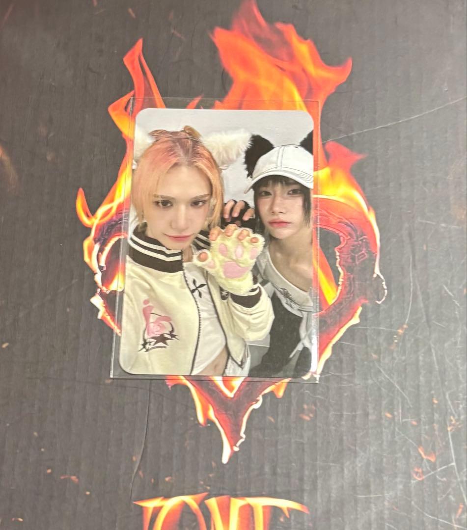 XLOV ウムティ ルイ トレカ