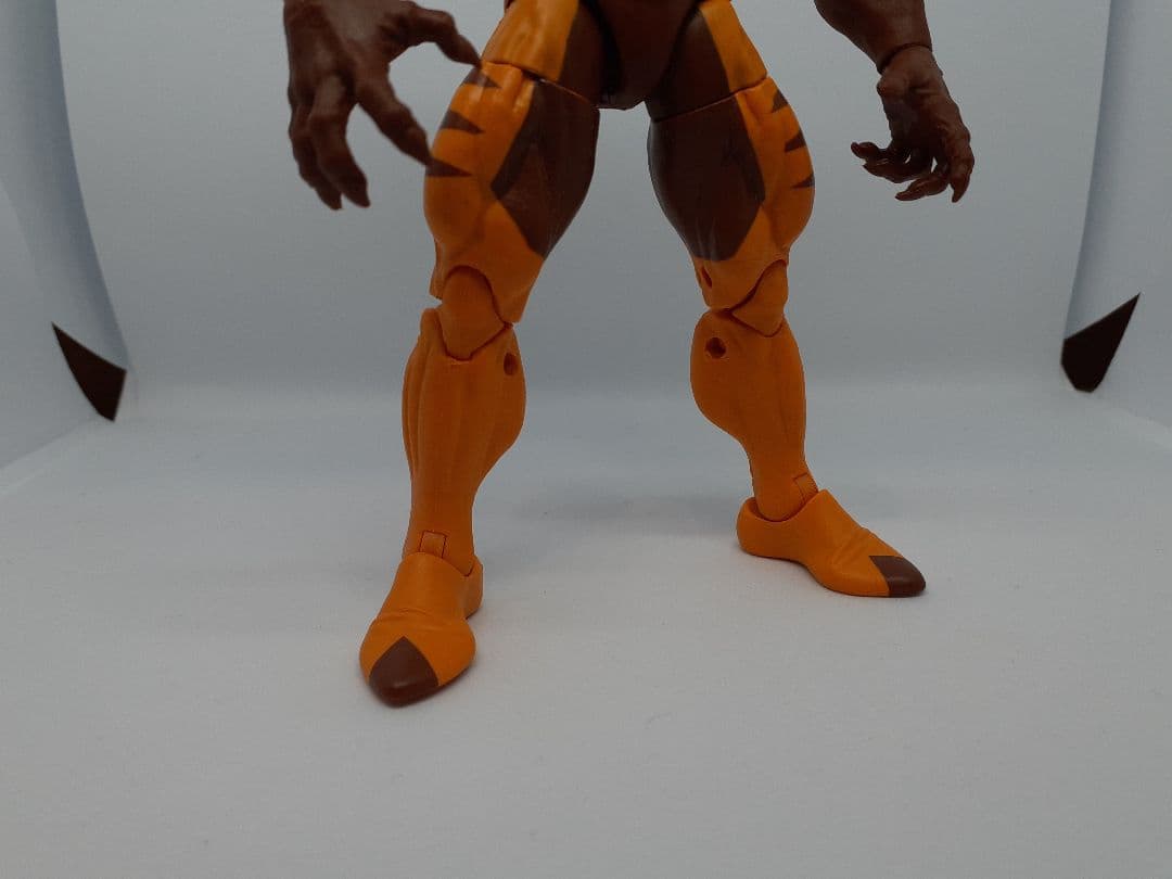 マーベルレジェンド　セイバートゥース　ウルヴァリン2パック版