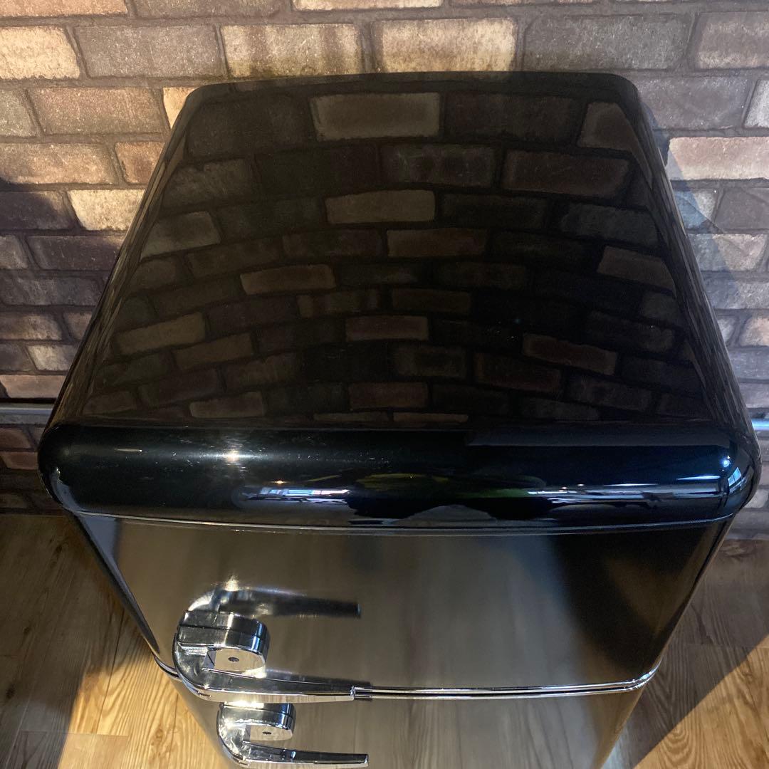 レトロでかわいい冷蔵庫　2ドア　81L