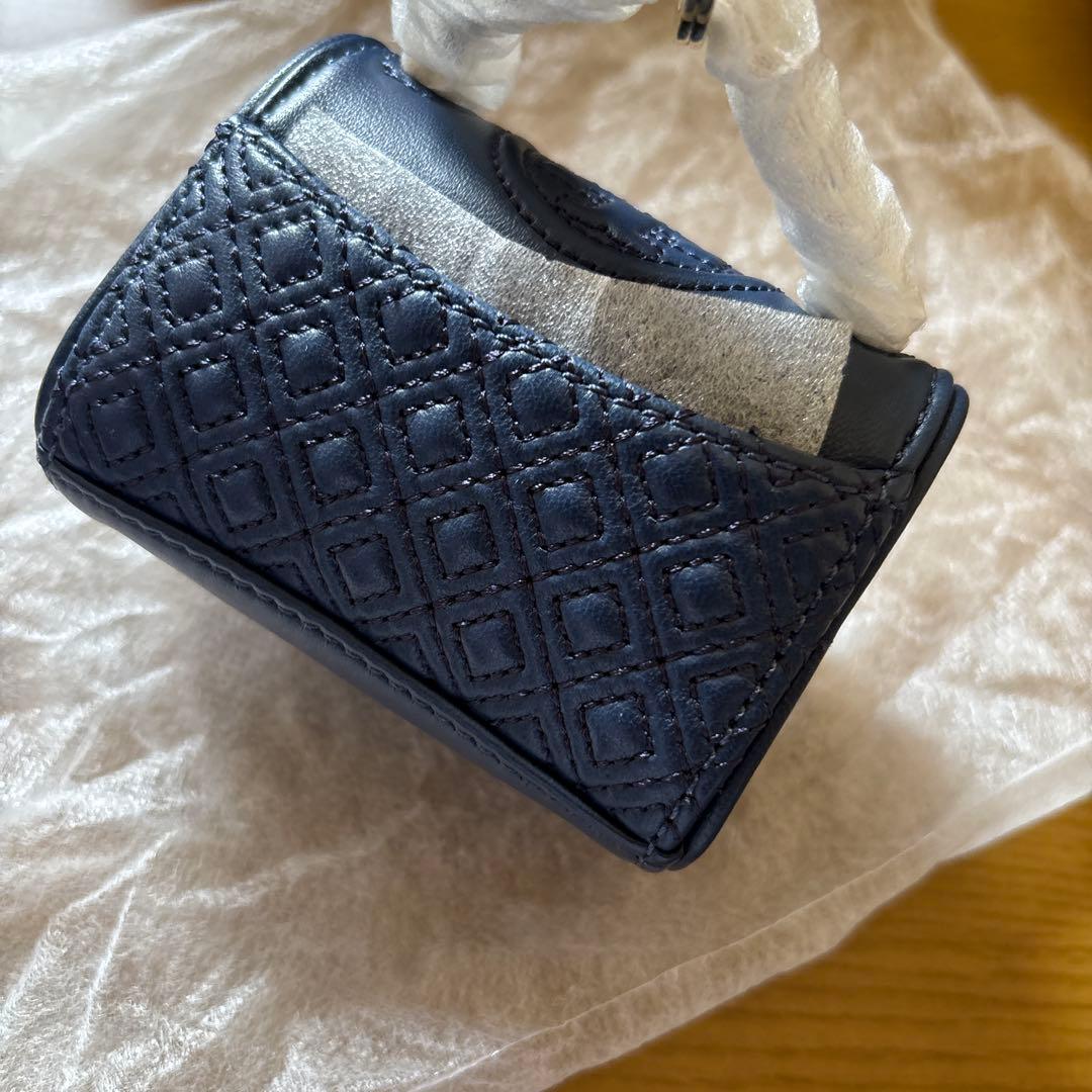 Tory Burch キルティング　バッグチャーム　 ネイビー