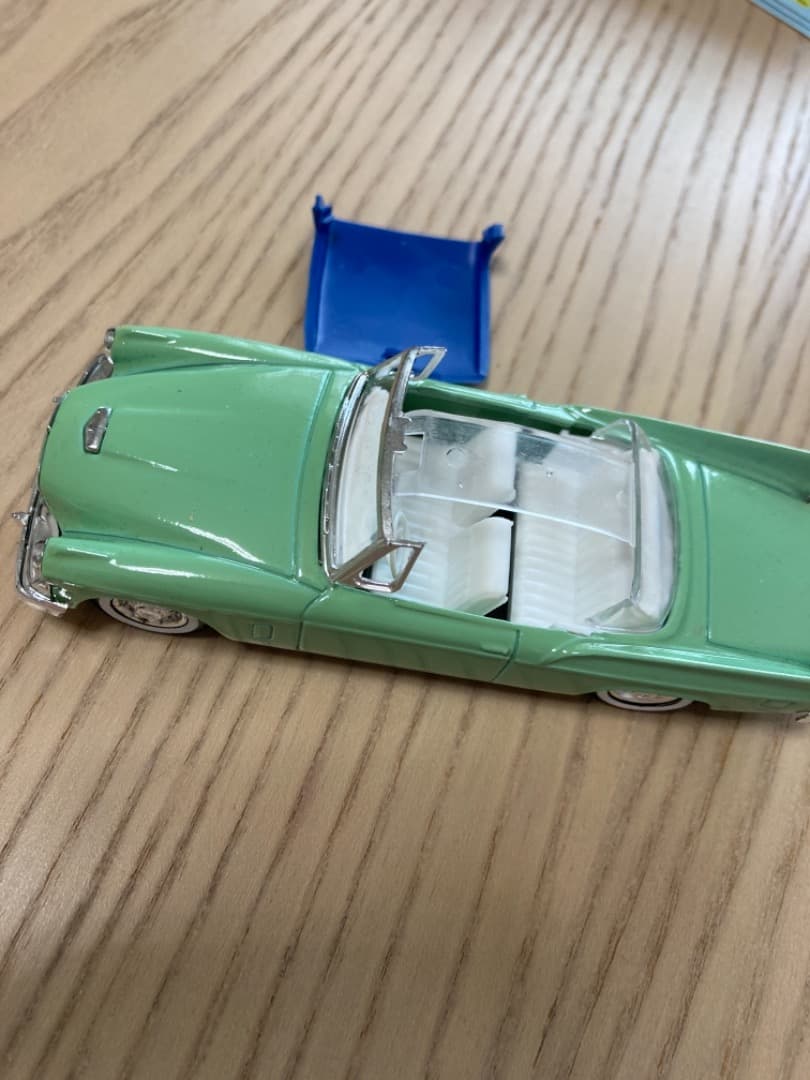 フランスのミニカー（シルバーホーク1957）