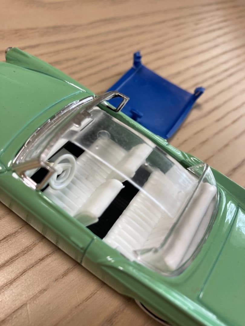 フランスのミニカー（シルバーホーク1957）