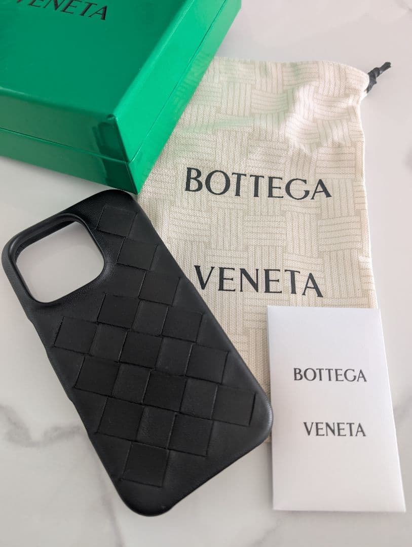 BOTTEGA VENETA iPhone16proケース