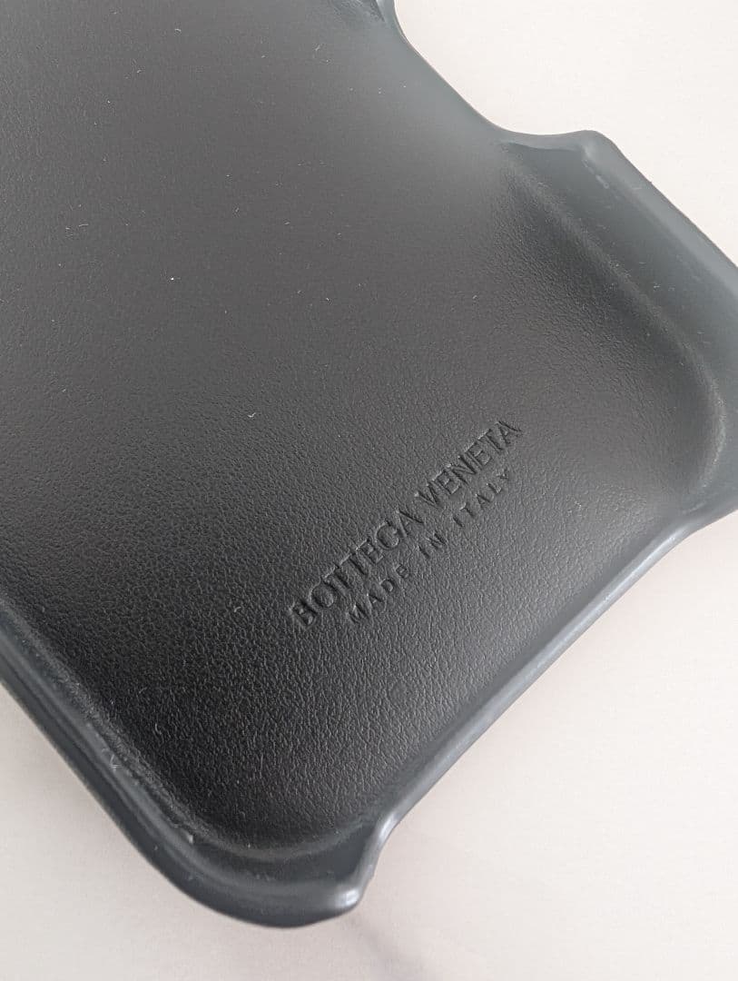 BOTTEGA VENETA iPhone16proケース
