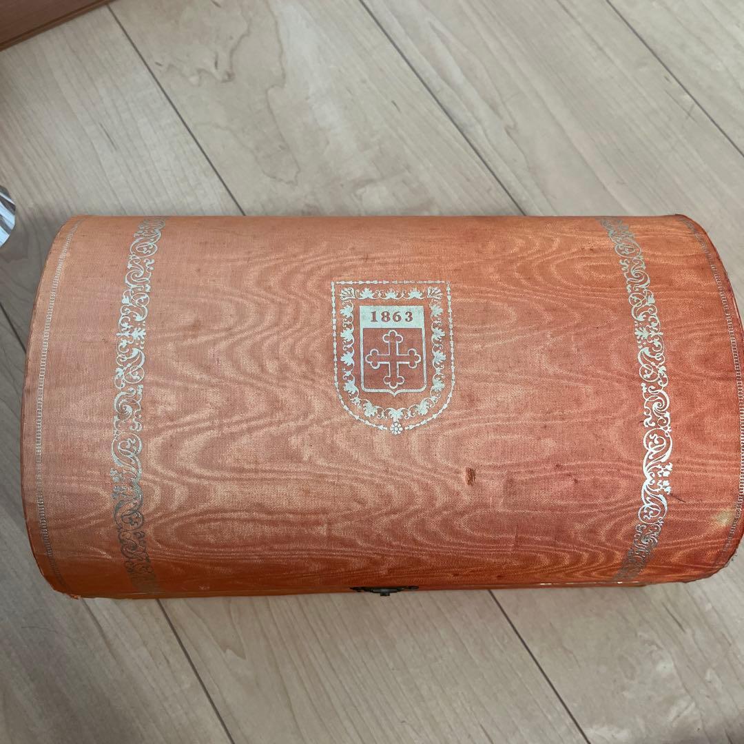 CAMUS コニャック バカラ　栓つき カミュ 古酒 クリスタル製 高級 未開栓