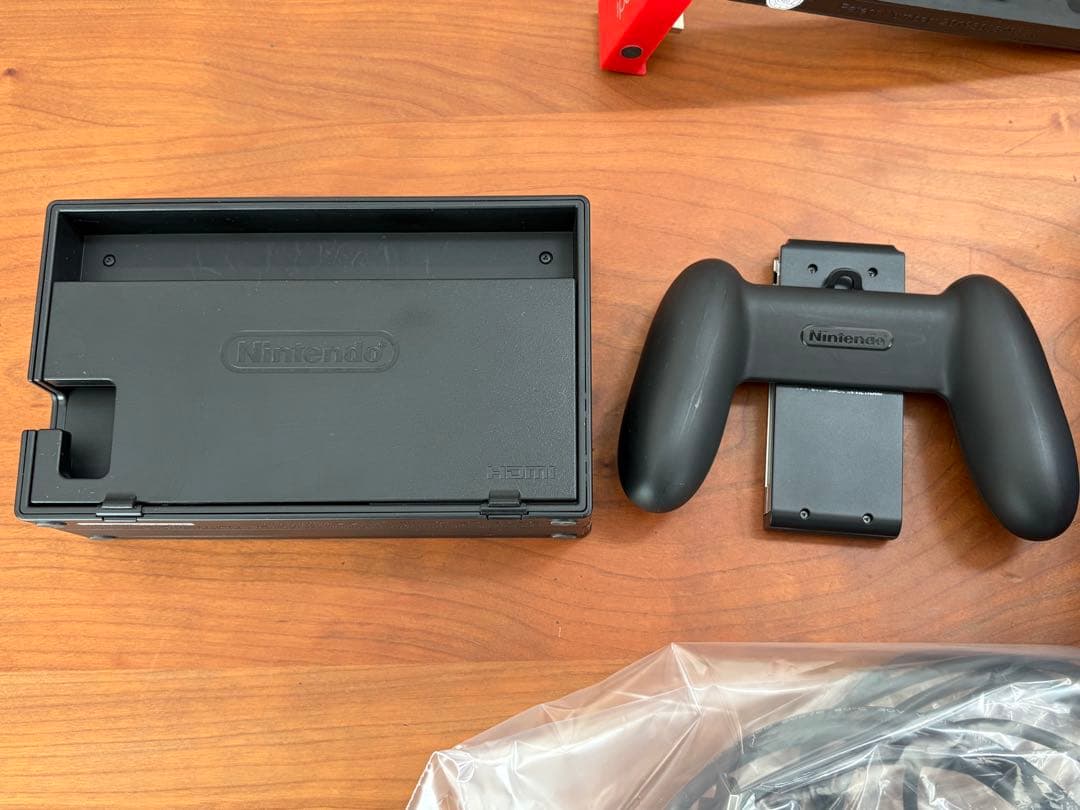 Nintendo Switch 本体　【おまけ付き】