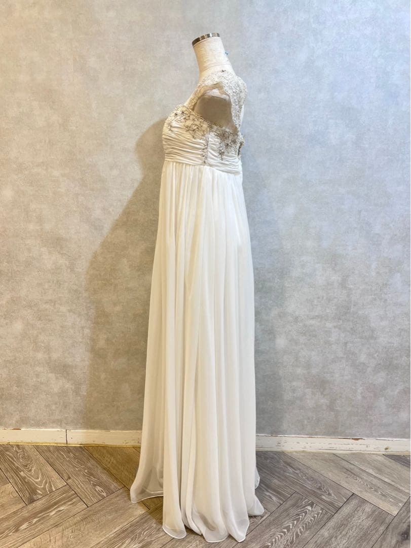 マタニティにも！ホワイトシフォンエンパイアウェディングドレス(YNS) 11号