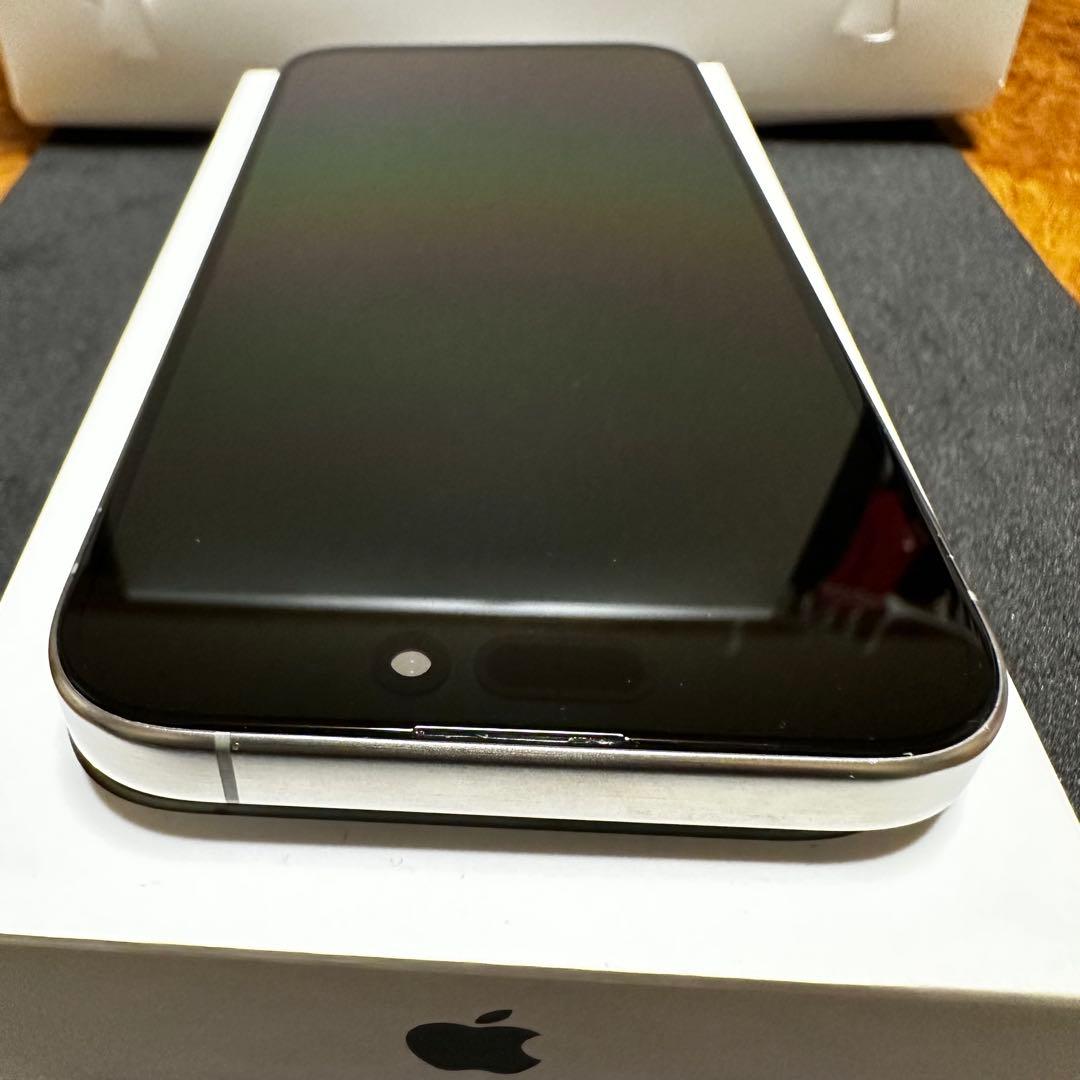 【14日限定値下げ】iPhone 15 Pro バッテリー残量100%