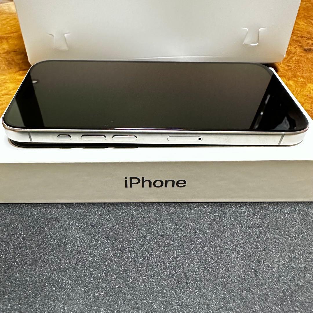 【14日限定値下げ】iPhone 15 Pro バッテリー残量100%