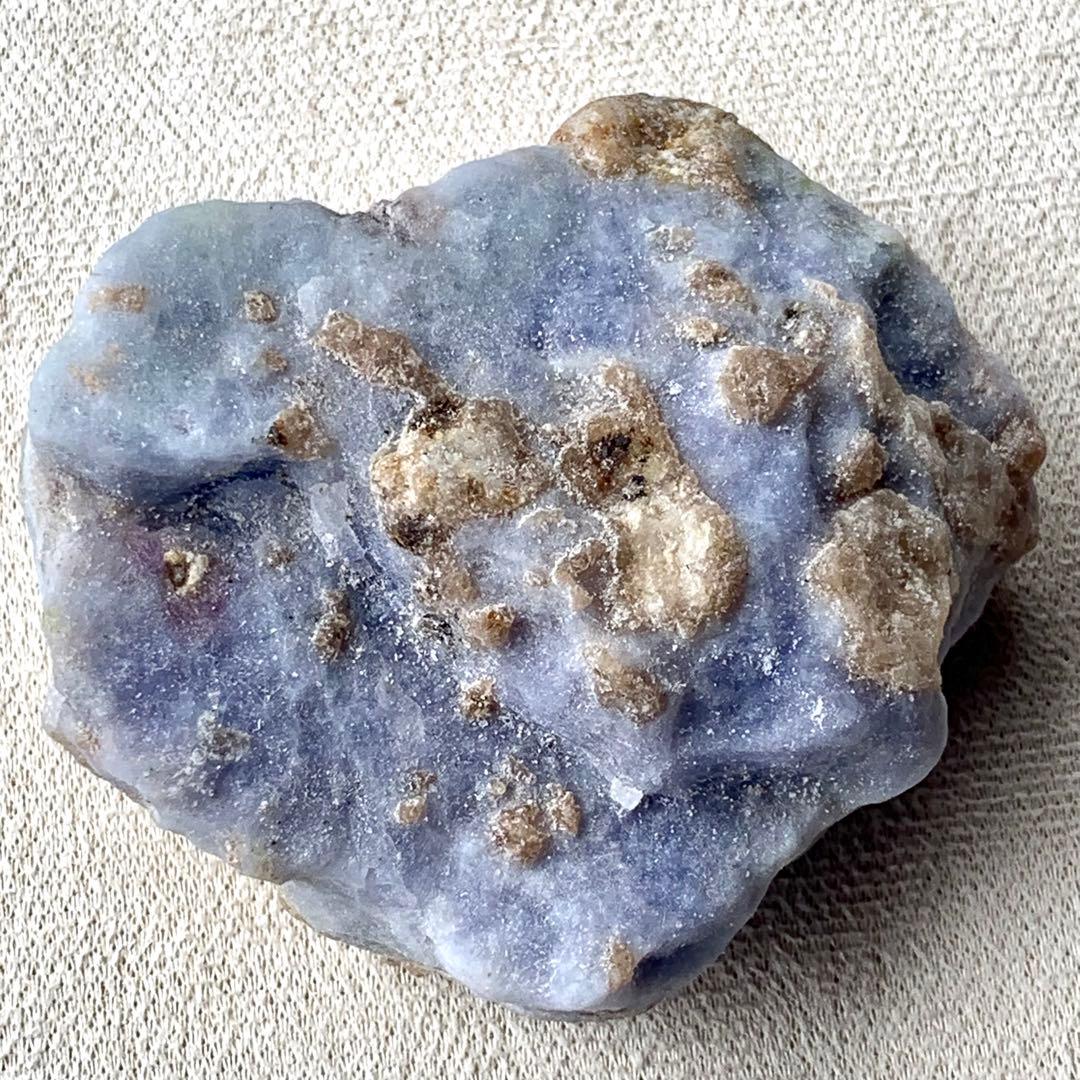 ハックマナイト原石H/鉱物標本/最大サイズ青紫