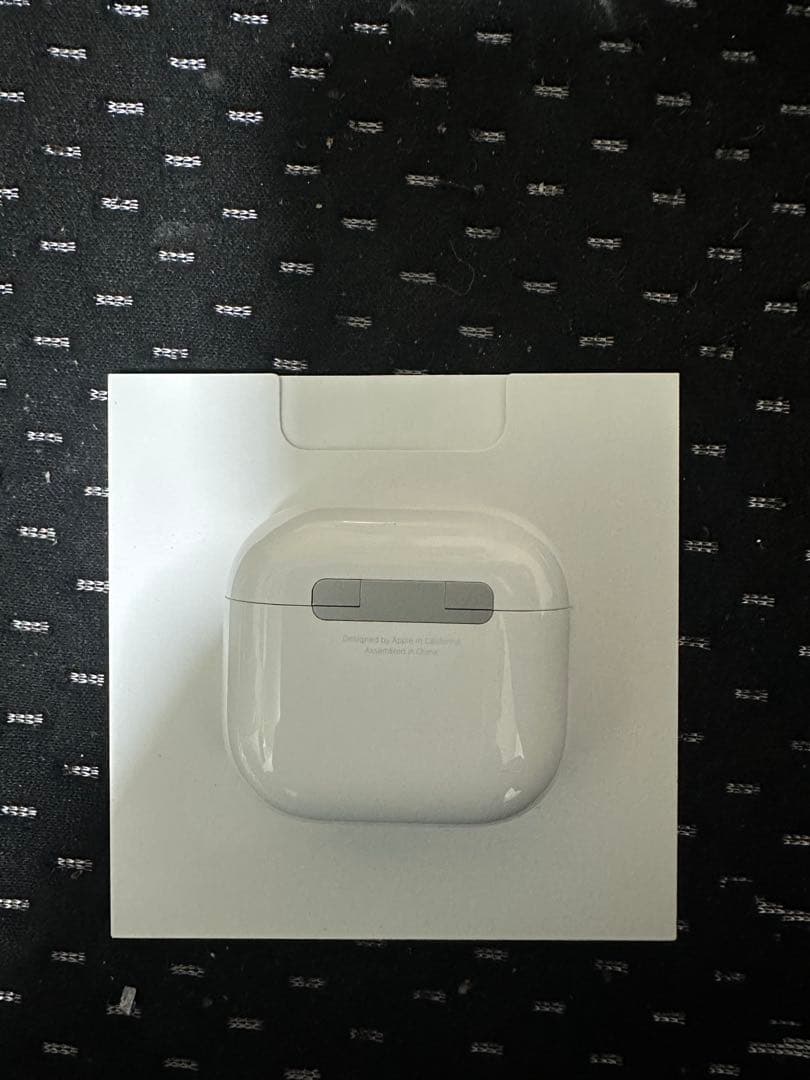 アップル純正品airpods第4世代