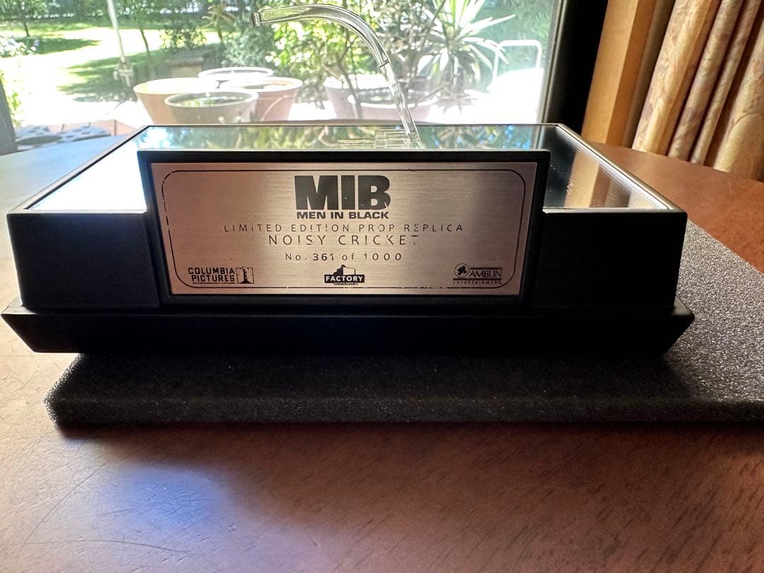 メン・イン・ブラック/ノイジークリケット