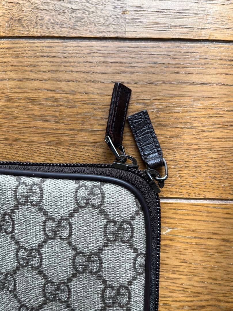 GUCCI グッチ ネクタイケース　モノグラム