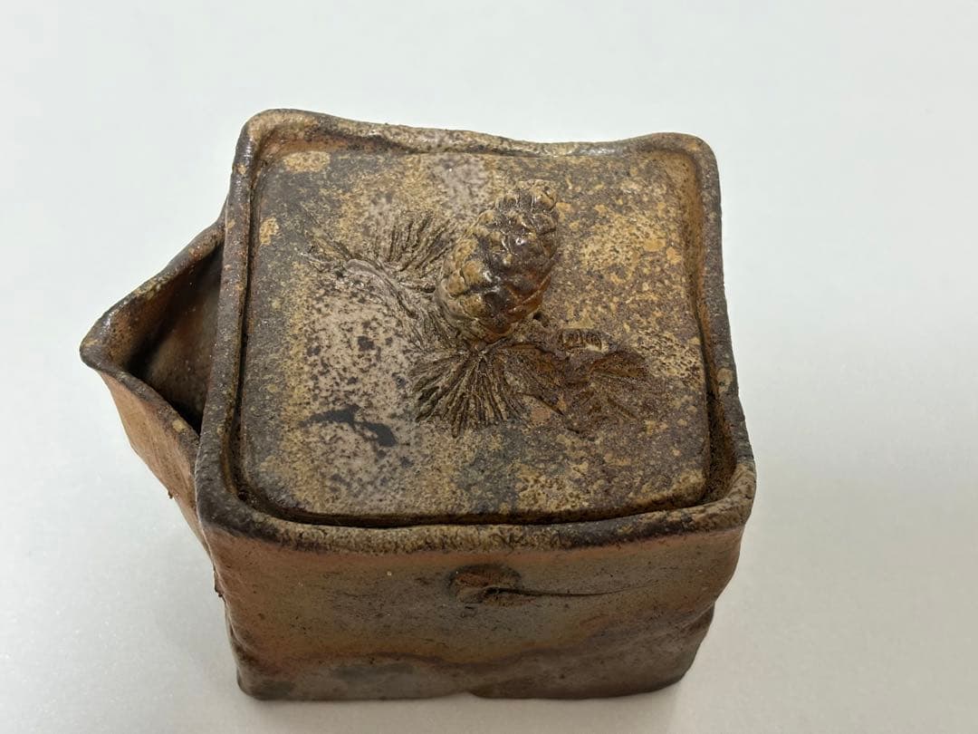 ⑰備前焼 宝瓶 登り窯 松 まつ 4角 手びねり 急須