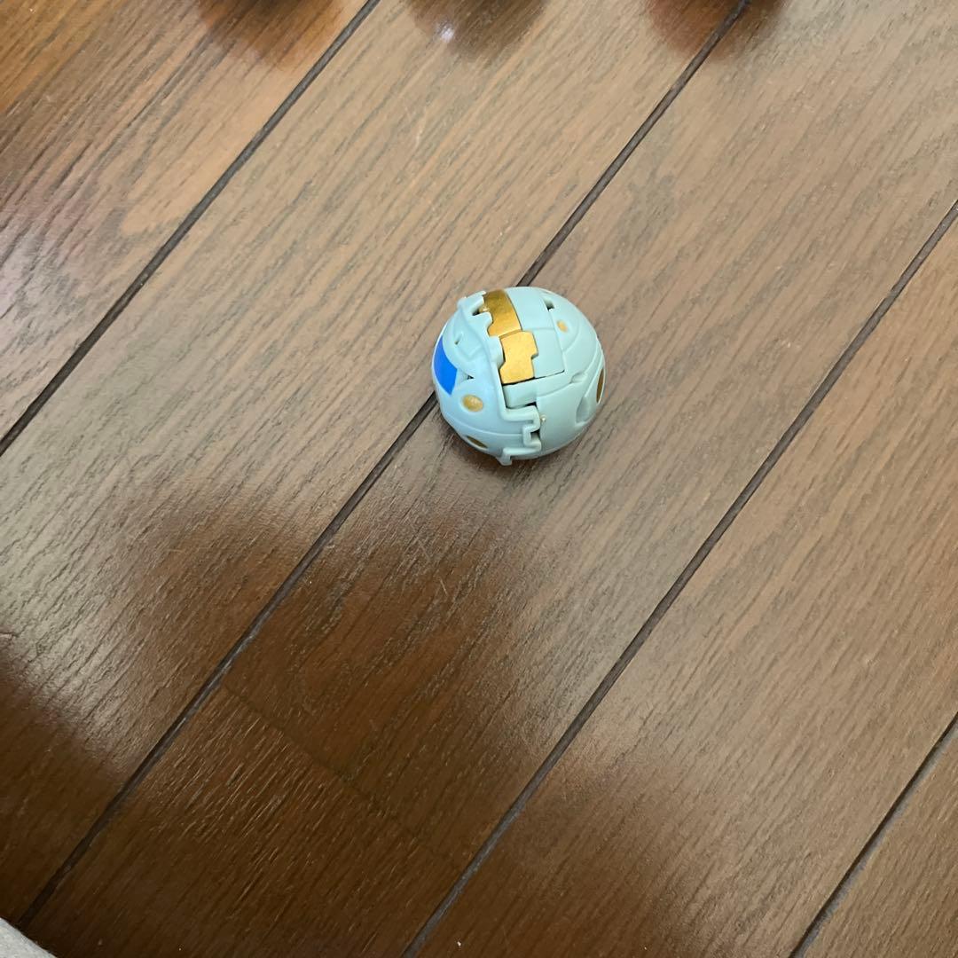 土居様 確認用　爆丸8個