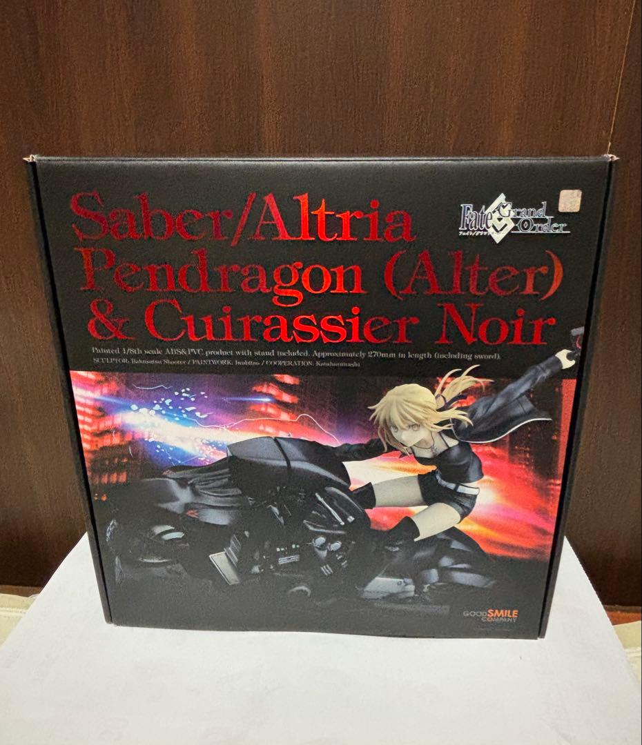 u*e様 セイバー アルトリア・ペンドラゴン オルタ&キュイラッシェ・ノワール