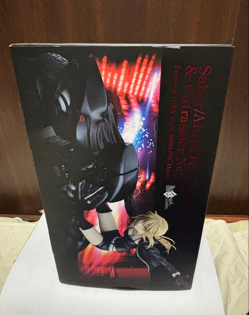 u*e様 セイバー アルトリア・ペンドラゴン オルタ&キュイラッシェ・ノワール