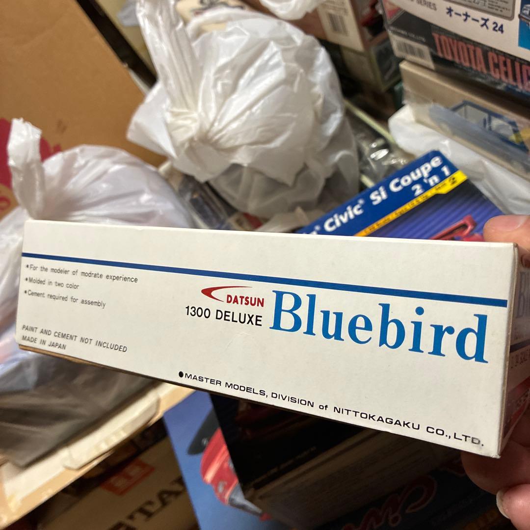 DATSUN Bluebird 1300 Deluxe 1/24絶版