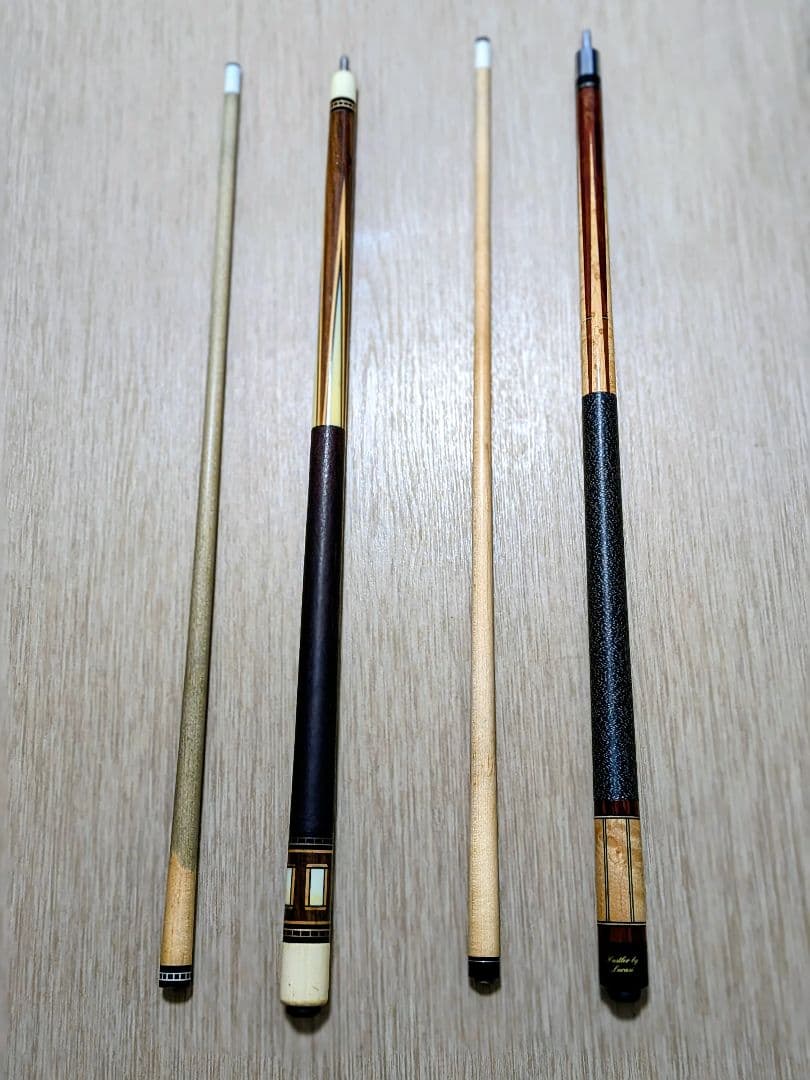 ビリヤードキュー2本とケースセット