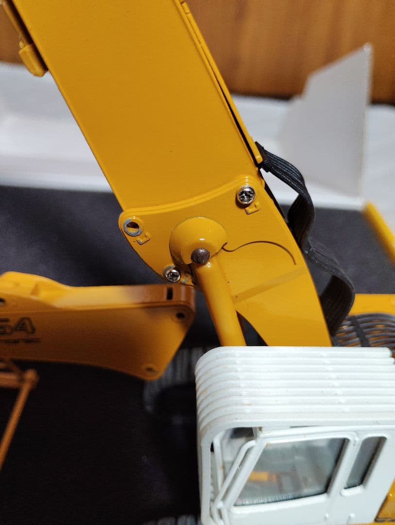 LIEBHERR R954BV解体機　絶版