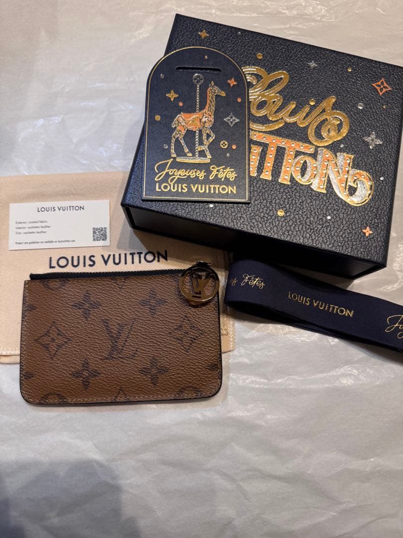 ルイヴィトン　カード　ケース　ポルト　カルト・ロミー！！