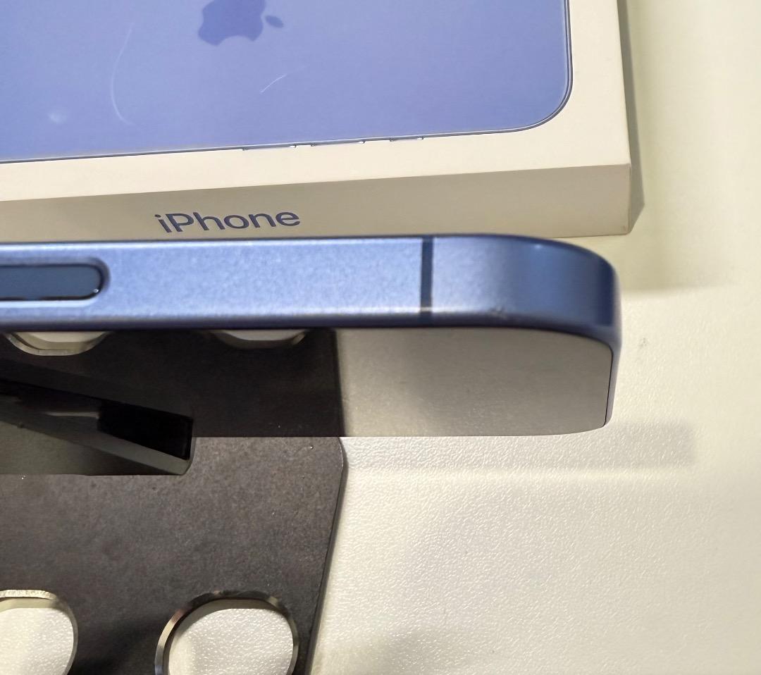 iPhone16 256gb ウルトラマリン