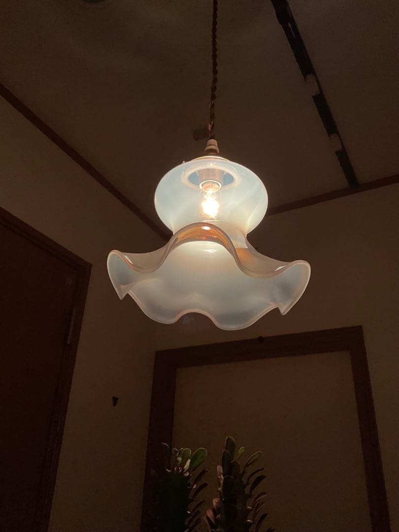 古いフランス製「美しいオパールセントガラスのランプシェード」バレリーナ/踊り子