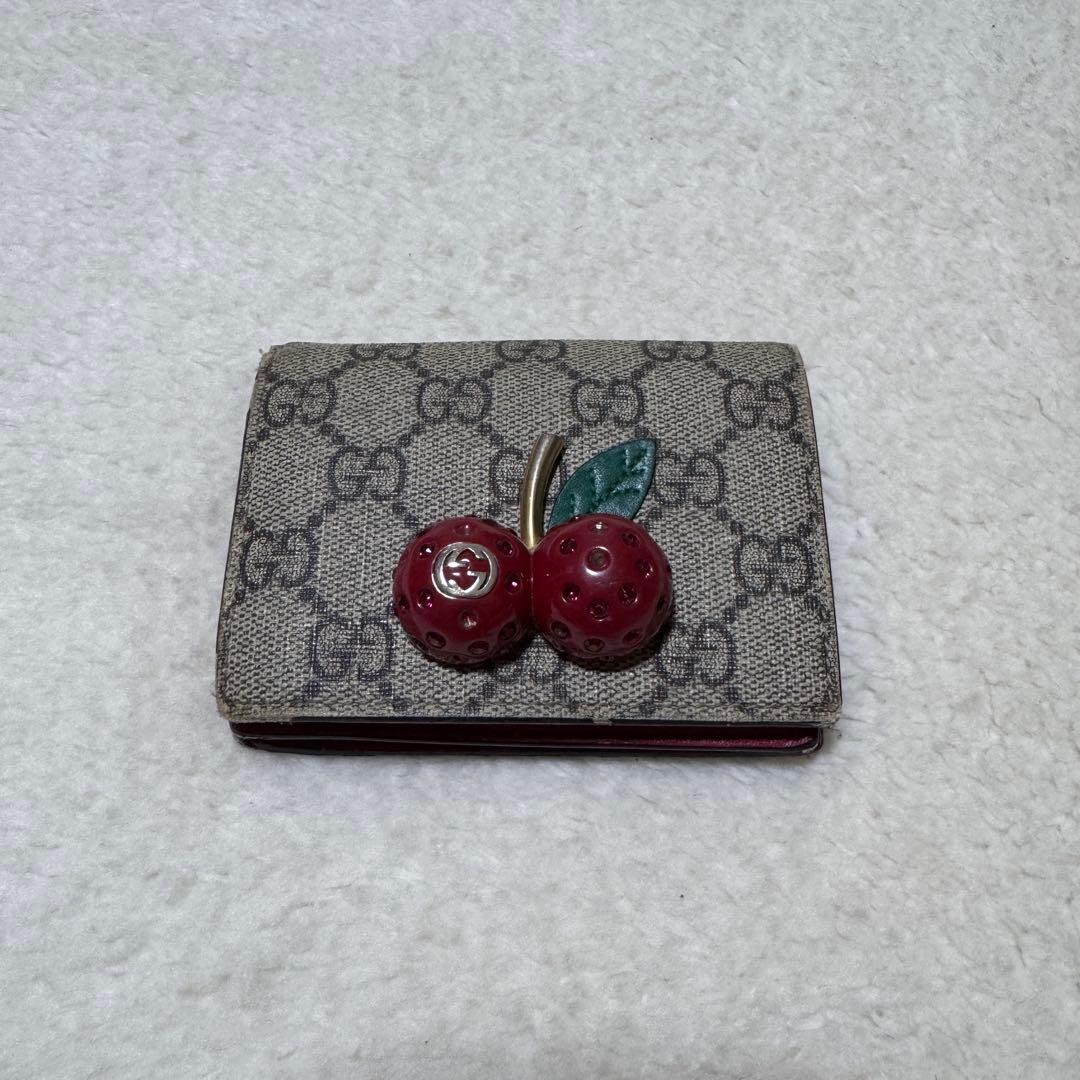 Gucci チェリー装飾 二つ折り財布