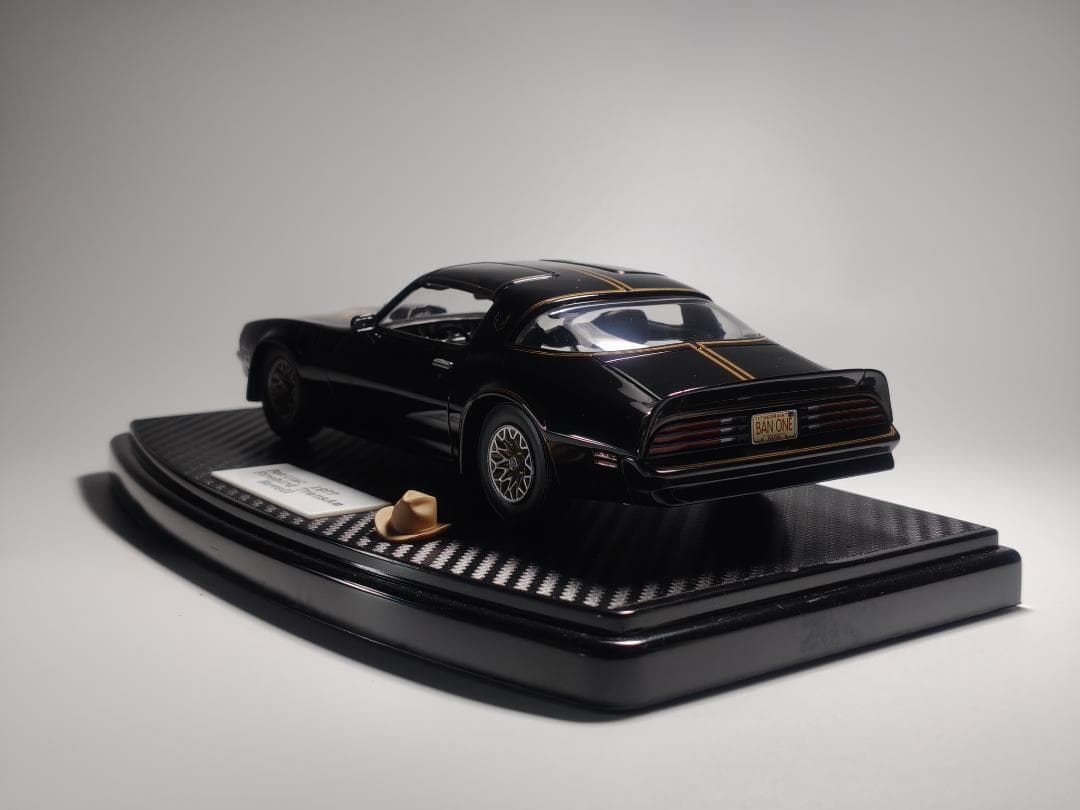 1/24 25 ポンティアック ファイヤーバード トランザム 1977 完成品