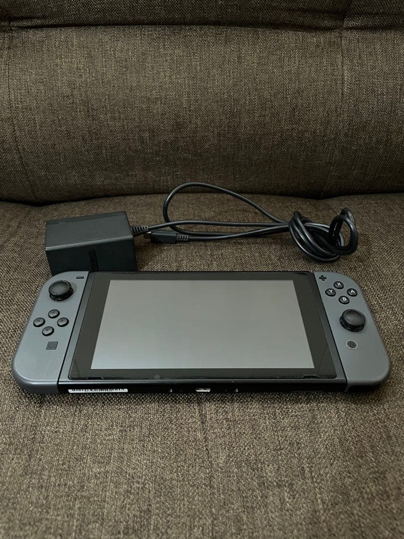 任天堂 Switch 本体 グレー 箱 おまけソフト3本付き