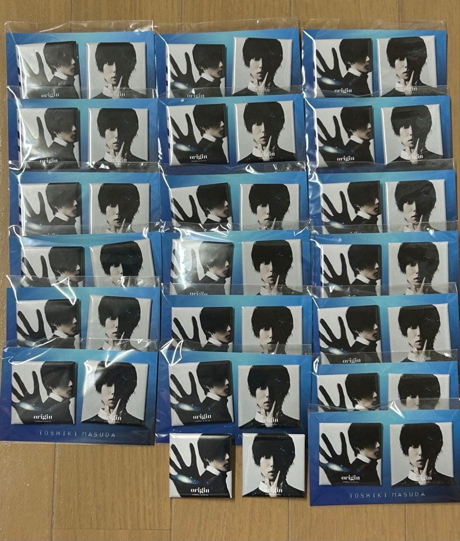 増田俊樹 缶バッジ ジャケット ポストカード