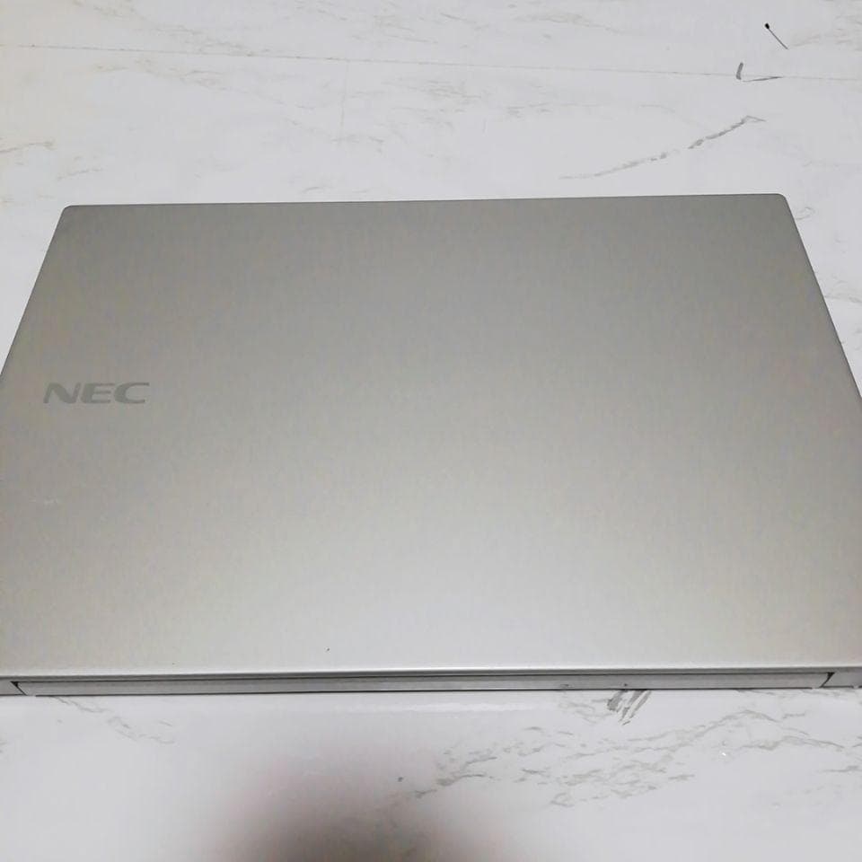 バッテリー絶好調！ NECノート Coir i5 第8世代 8GB 128GB