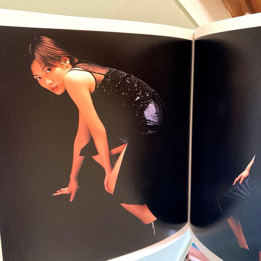 加藤あい直筆サイン入り写真集…帯付き