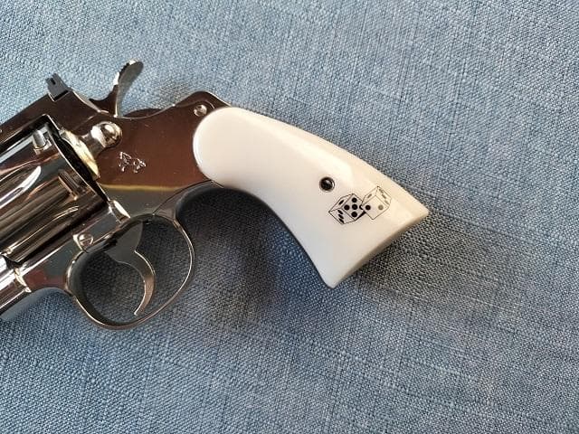 タナカコルトパイソン Rモデル2.5inスネークアイズニッケルフィニッシュ