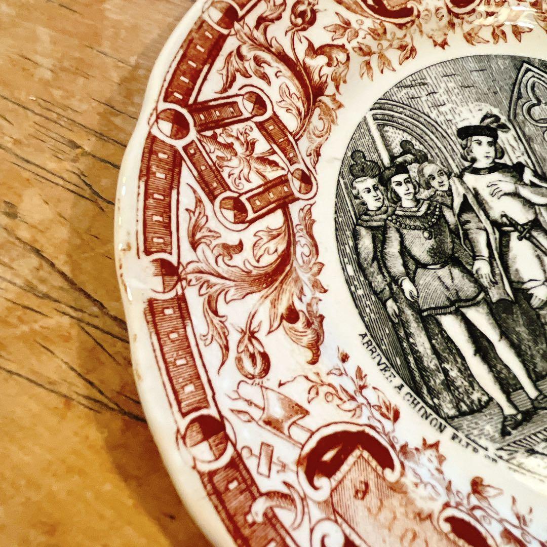 B DIGOINサルグミンヌ　ジャンヌダルクのトーキングプレート